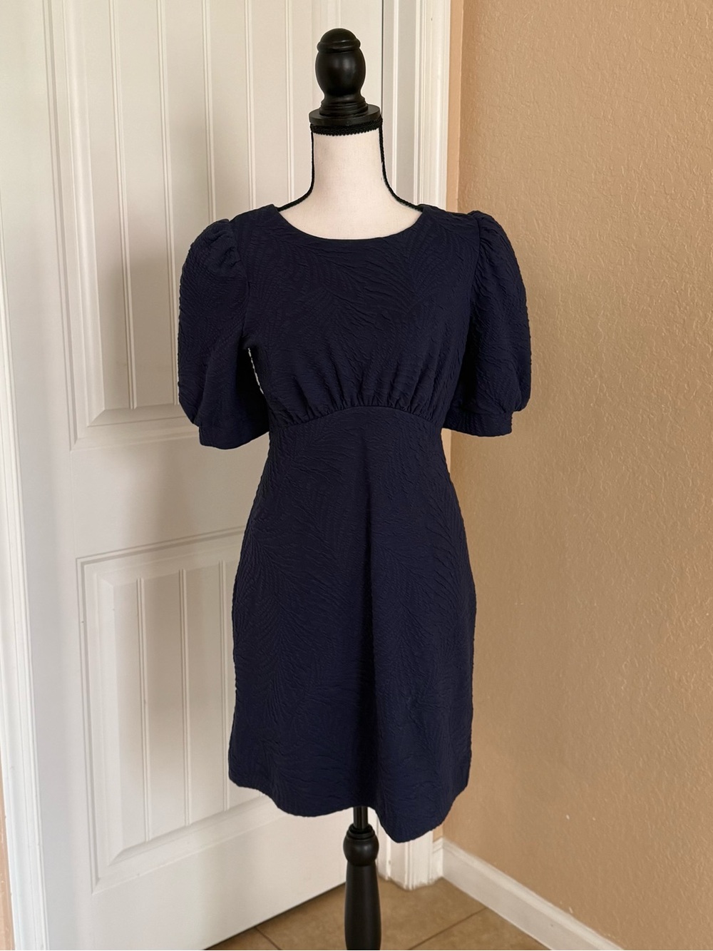 Lilly Pulitzer Kiely Dress True Navy Leafy Knit Pucker Jacquard Size Small